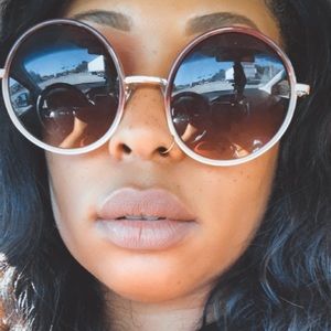 Meet your Posher, Lindsey